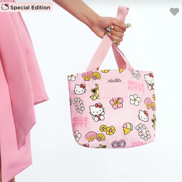 Aloha Collection Hello Kitty Pink Mini Tripper - Picture 5 of 6
